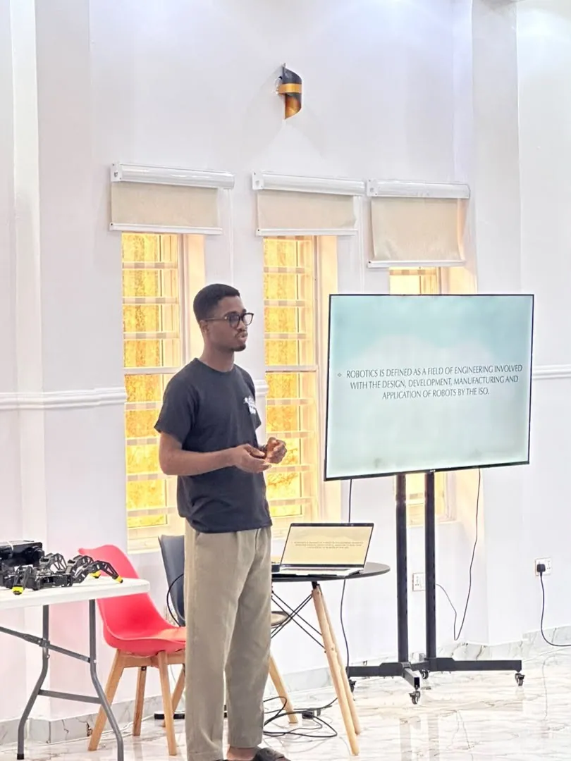 A trainee presenting his project